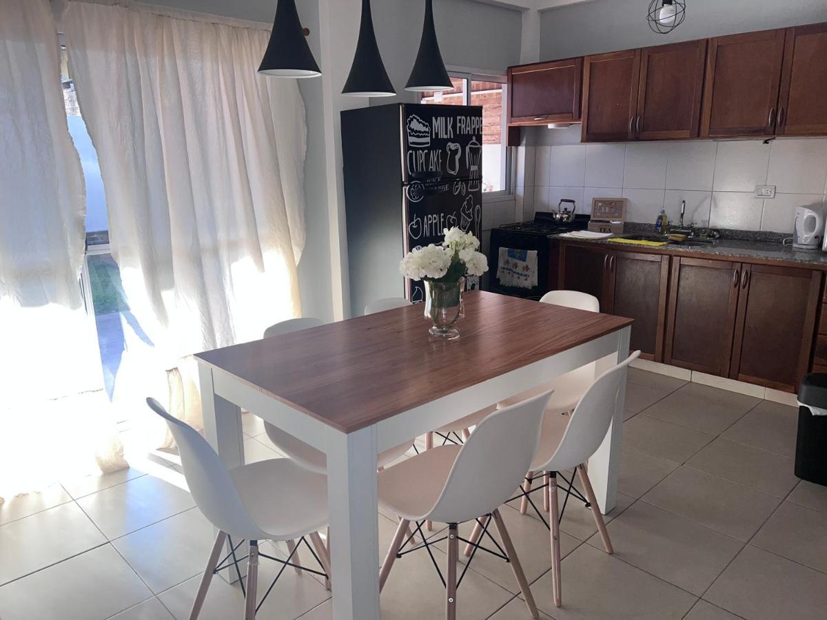 Hermoso Duplex En Barrio Cerrado Posadas Exterior photo